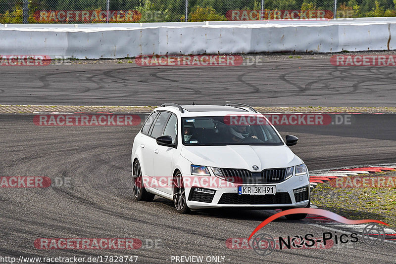 Bild #17828747 - Touristenfahrten Nürburgring Grand-Prix-Strecke (12.07.2022)