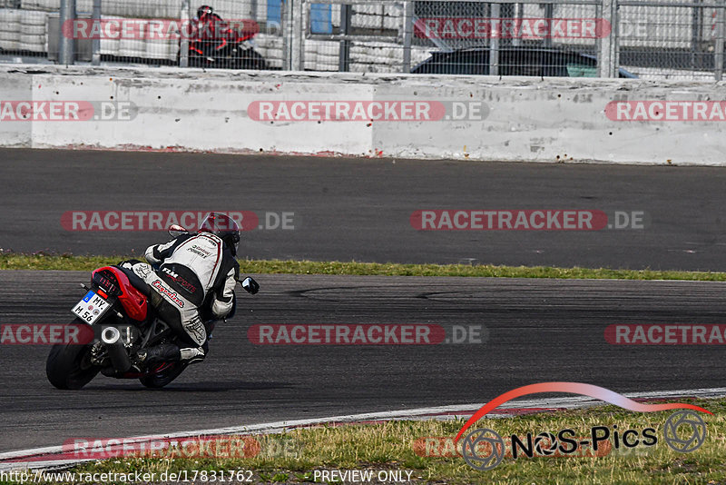 Bild #17831762 - Touristenfahrten Nürburgring Grand-Prix-Strecke (12.07.2022)