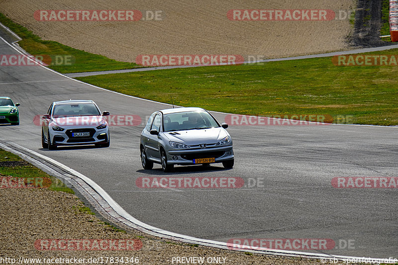 Bild #17834346 - Touristenfahrten Nürburgring Grand-Prix-Strecke (12.07.2022)