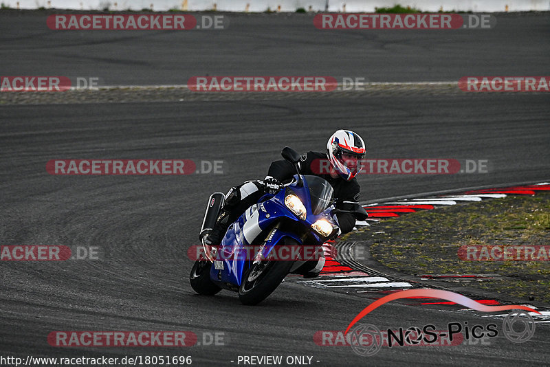 Bild #18051696 - Touristenfahrten Nürburgring Grand-Prix-Strecke (26.07.2022)