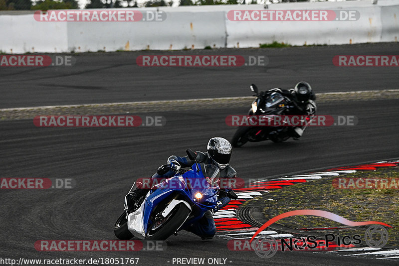 Bild #18051767 - Touristenfahrten Nürburgring Grand-Prix-Strecke (26.07.2022)