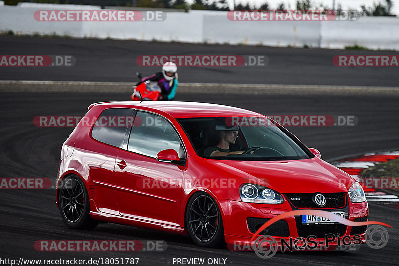 Bild #18051787 - Touristenfahrten Nürburgring Grand-Prix-Strecke (26.07.2022)