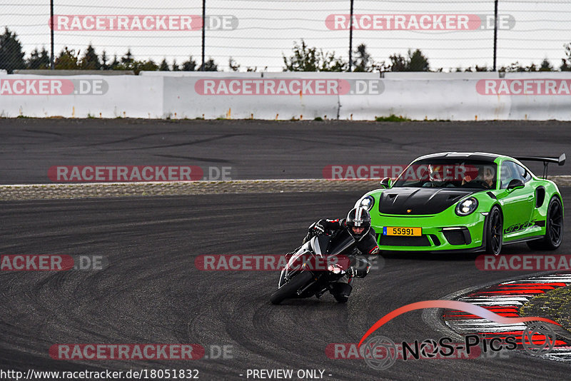 Bild #18051832 - Touristenfahrten Nürburgring Grand-Prix-Strecke (26.07.2022)