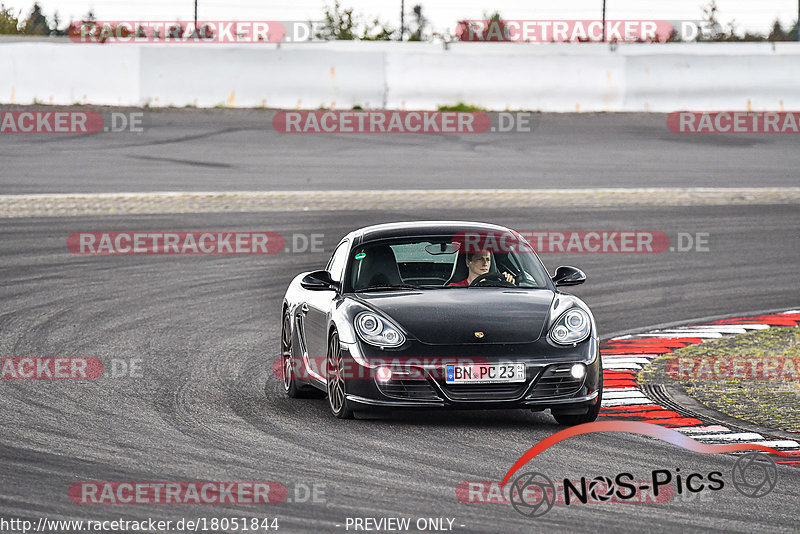 Bild #18051844 - Touristenfahrten Nürburgring Grand-Prix-Strecke (26.07.2022)