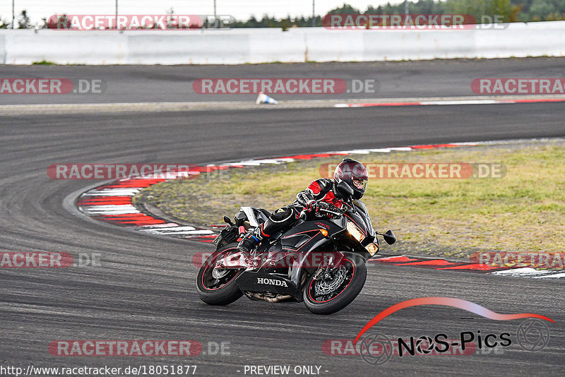 Bild #18051877 - Touristenfahrten Nürburgring Grand-Prix-Strecke (26.07.2022)