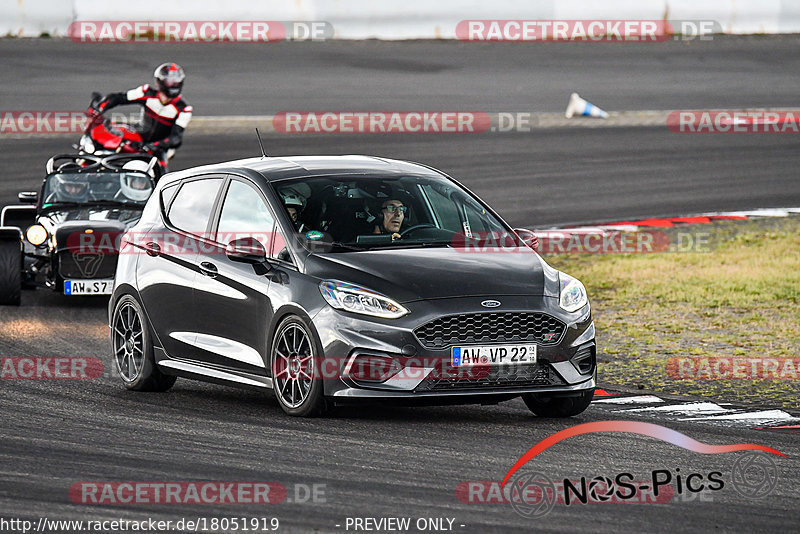 Bild #18051919 - Touristenfahrten Nürburgring Grand-Prix-Strecke (26.07.2022)