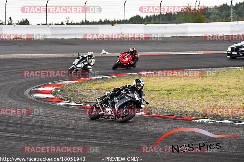 Bild #18051943 - Touristenfahrten Nürburgring Grand-Prix-Strecke (26.07.2022)