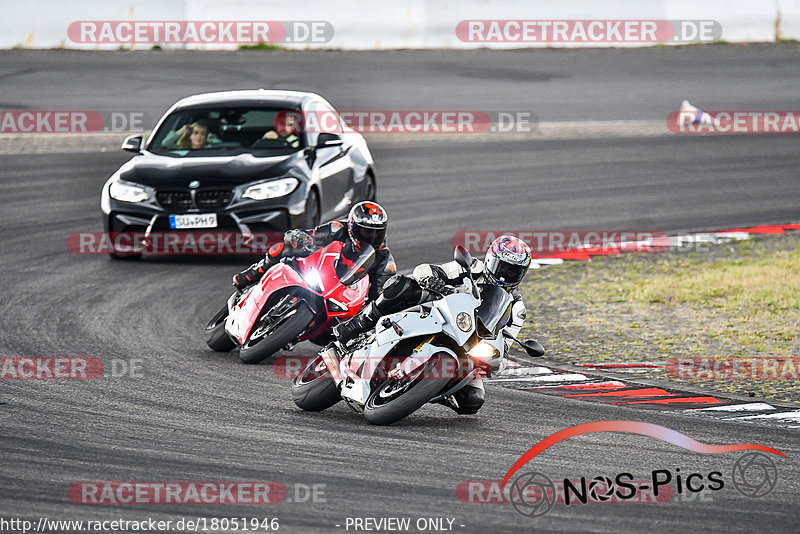 Bild #18051946 - Touristenfahrten Nürburgring Grand-Prix-Strecke (26.07.2022)