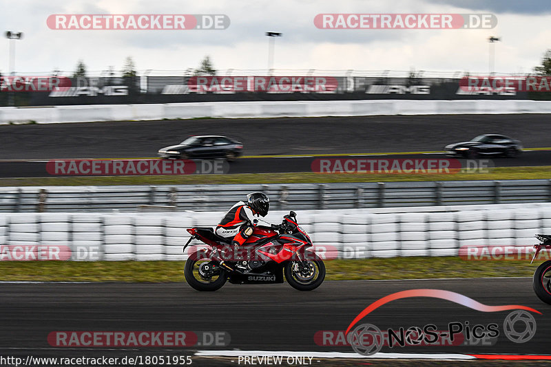 Bild #18051955 - Touristenfahrten Nürburgring Grand-Prix-Strecke (26.07.2022)