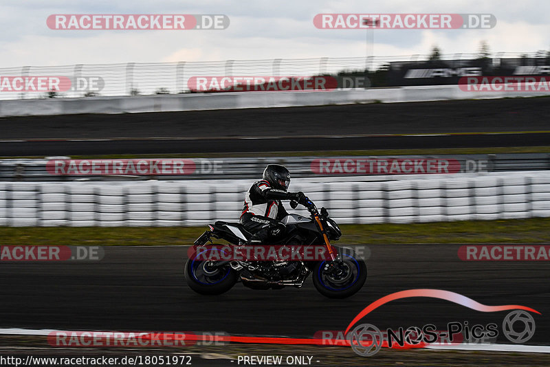 Bild #18051972 - Touristenfahrten Nürburgring Grand-Prix-Strecke (26.07.2022)