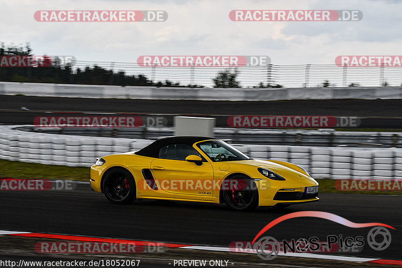 Bild #18052067 - Touristenfahrten Nürburgring Grand-Prix-Strecke (26.07.2022)