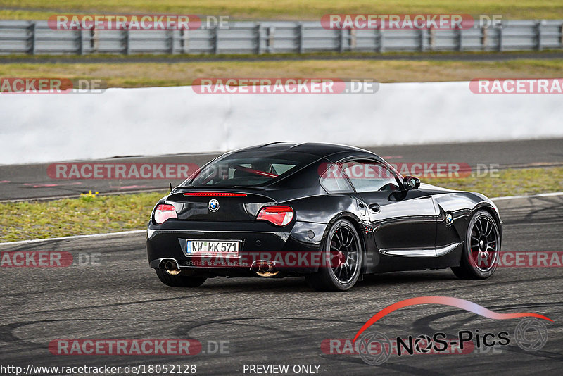 Bild #18052128 - Touristenfahrten Nürburgring Grand-Prix-Strecke (26.07.2022)