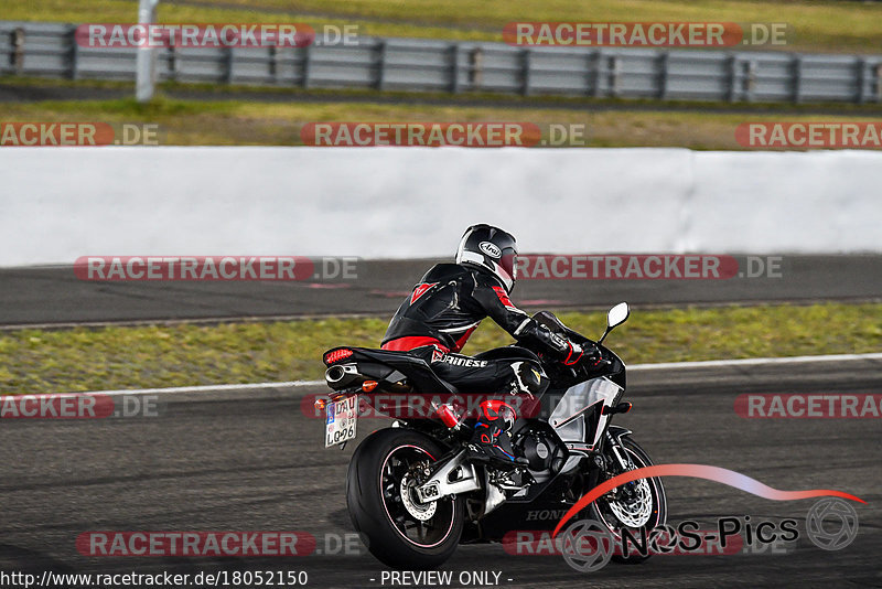 Bild #18052150 - Touristenfahrten Nürburgring Grand-Prix-Strecke (26.07.2022)