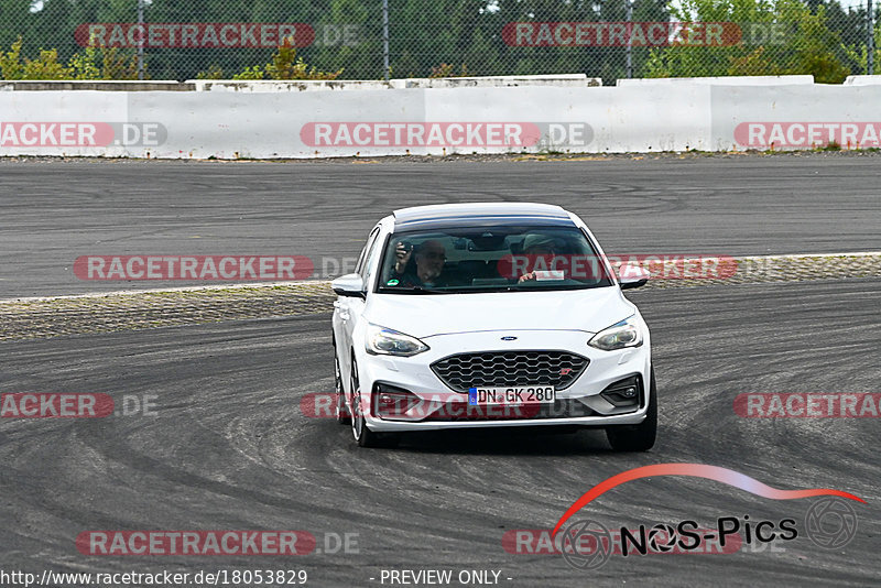 Bild #18053829 - Touristenfahrten Nürburgring Grand-Prix-Strecke (26.07.2022)