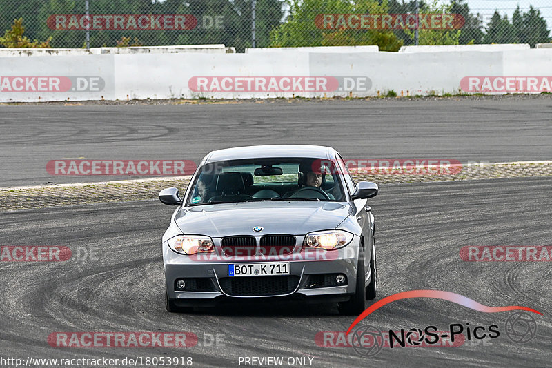 Bild #18053918 - Touristenfahrten Nürburgring Grand-Prix-Strecke (26.07.2022)