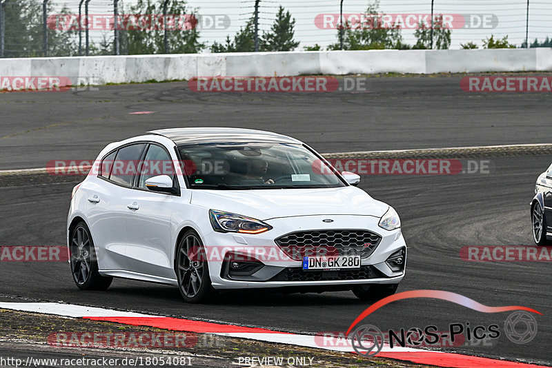 Bild #18054081 - Touristenfahrten Nürburgring Grand-Prix-Strecke (26.07.2022)