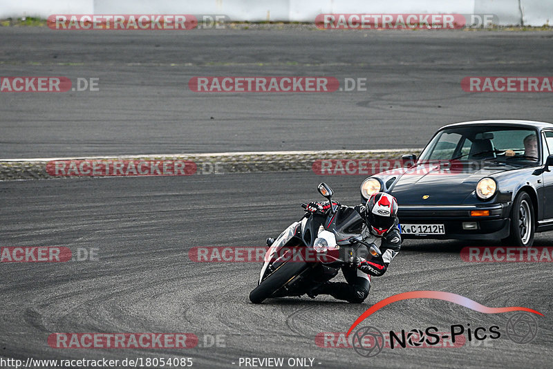 Bild #18054085 - Touristenfahrten Nürburgring Grand-Prix-Strecke (26.07.2022)