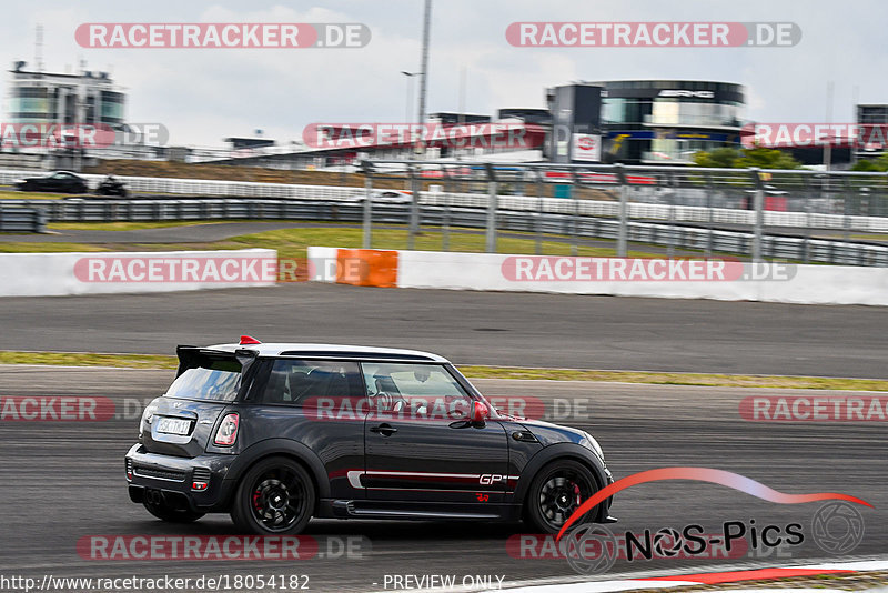 Bild #18054182 - Touristenfahrten Nürburgring Grand-Prix-Strecke (26.07.2022)