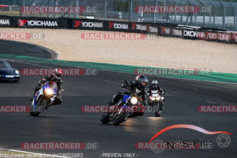 Bild #18055883 - Touristenfahrten Nürburgring Grand-Prix-Strecke (26.07.2022)