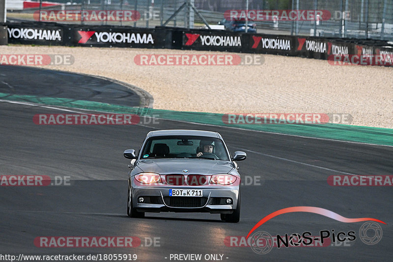 Bild #18055919 - Touristenfahrten Nürburgring Grand-Prix-Strecke (26.07.2022)