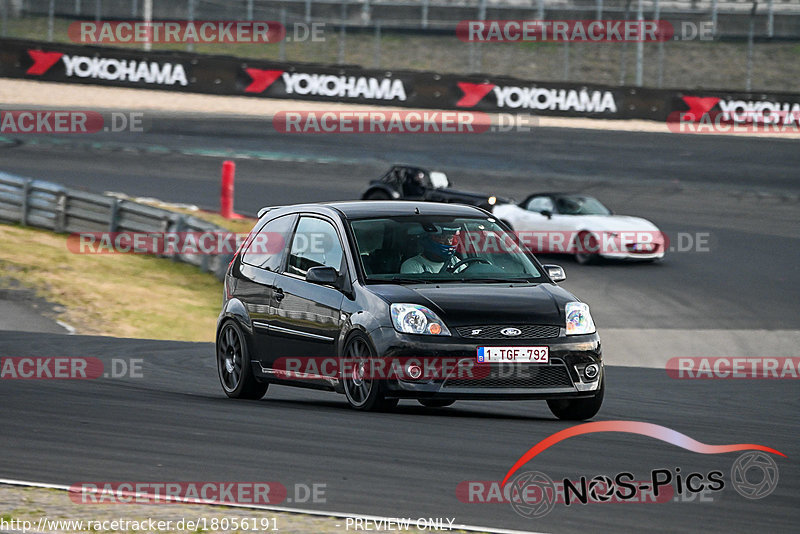 Bild #18056191 - Touristenfahrten Nürburgring Grand-Prix-Strecke (26.07.2022)