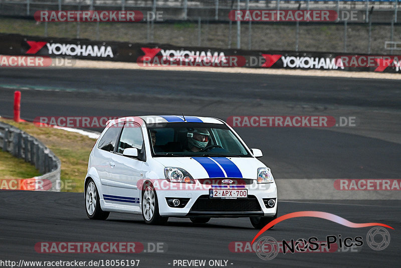 Bild #18056197 - Touristenfahrten Nürburgring Grand-Prix-Strecke (26.07.2022)