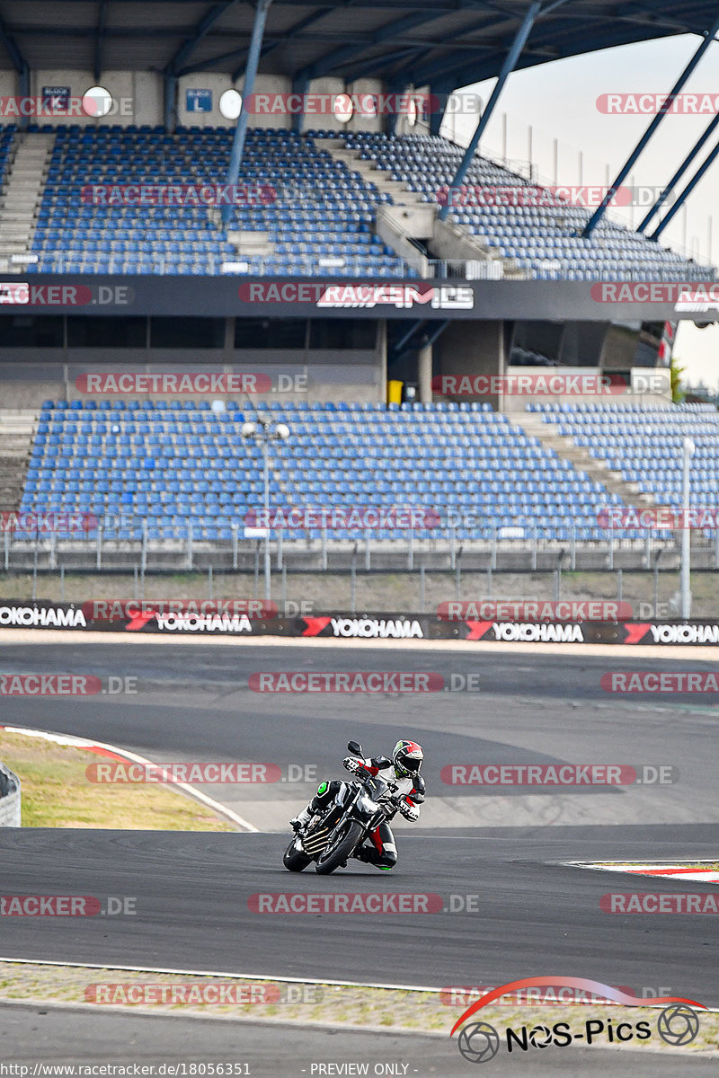 Bild #18056351 - Touristenfahrten Nürburgring Grand-Prix-Strecke (26.07.2022)