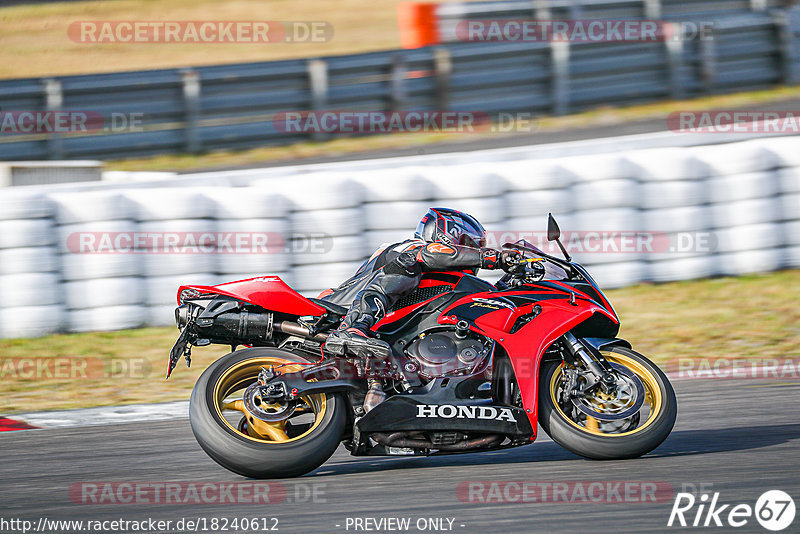 Bild #18240612 - Touristenfahrten Nürburgring Grand-Prix-Strecke (02.08.2022)