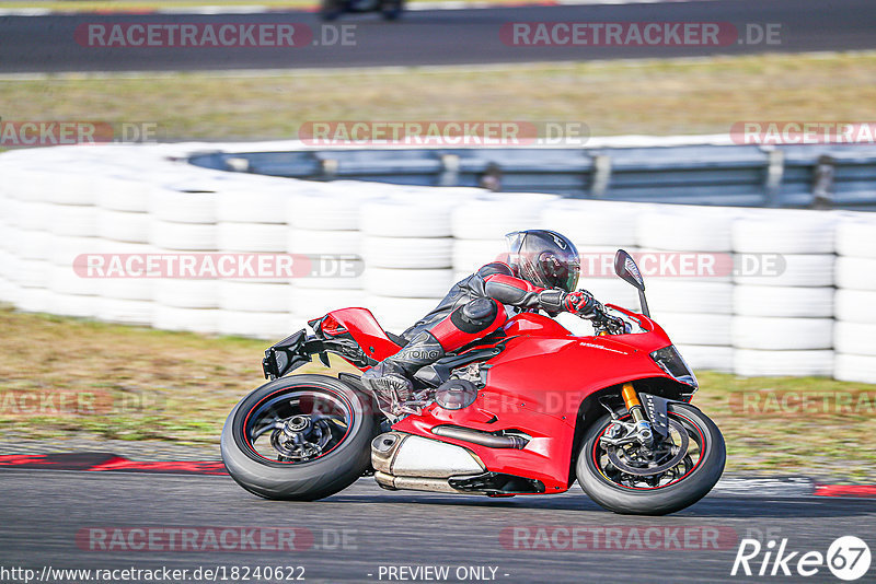 Bild #18240622 - Touristenfahrten Nürburgring Grand-Prix-Strecke (02.08.2022)