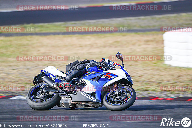 Bild #18240624 - Touristenfahrten Nürburgring Grand-Prix-Strecke (02.08.2022)