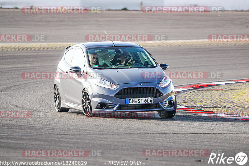 Bild #18240829 - Touristenfahrten Nürburgring Grand-Prix-Strecke (02.08.2022)