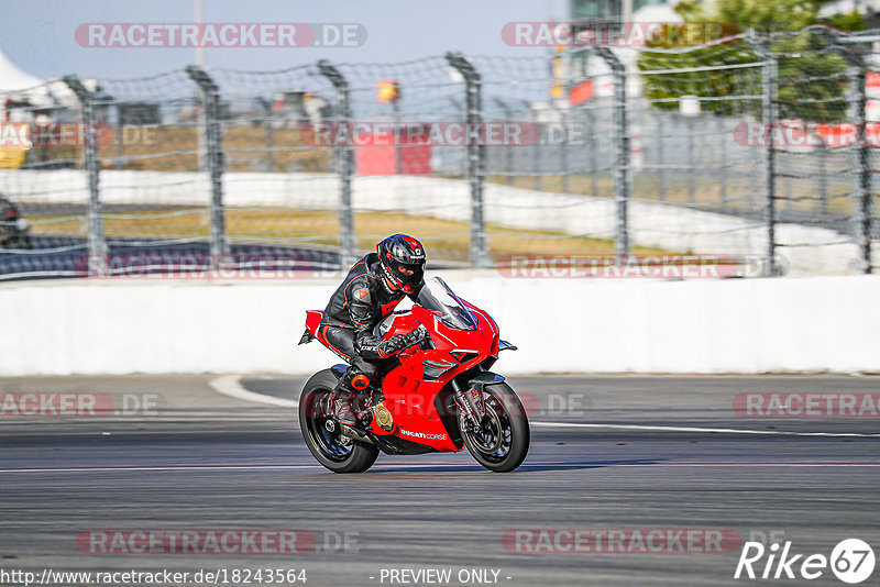 Bild #18243564 - Touristenfahrten Nürburgring Grand-Prix-Strecke (02.08.2022)