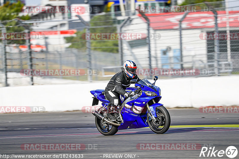 Bild #18243633 - Touristenfahrten Nürburgring Grand-Prix-Strecke (02.08.2022)