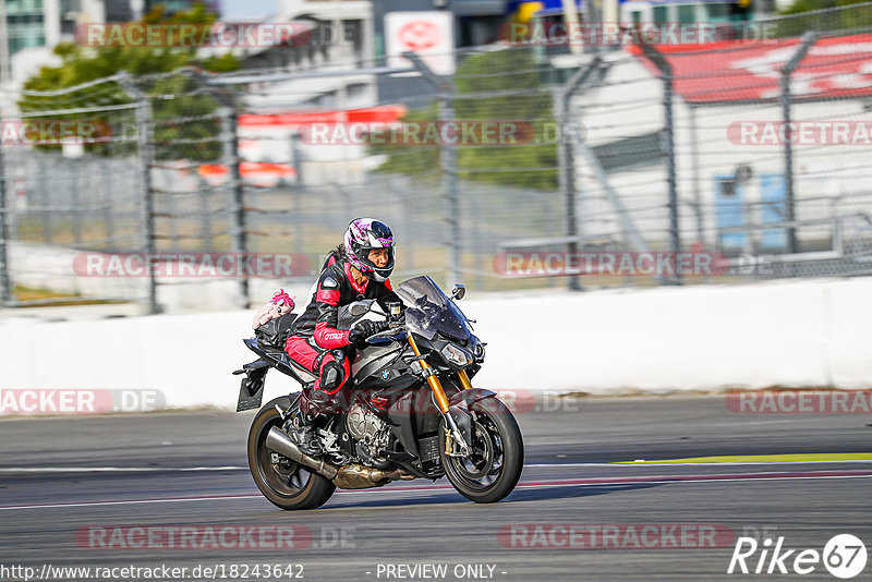 Bild #18243642 - Touristenfahrten Nürburgring Grand-Prix-Strecke (02.08.2022)