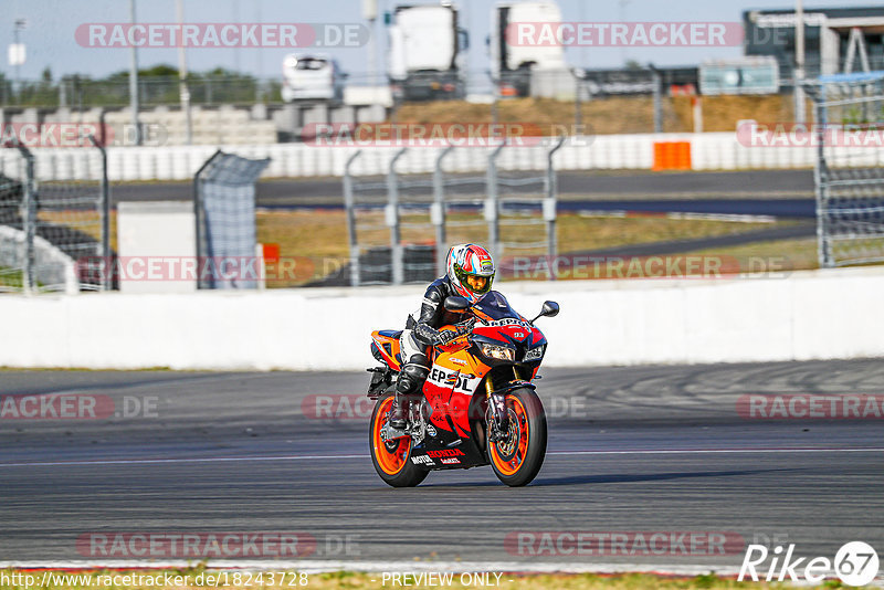 Bild #18243728 - Touristenfahrten Nürburgring Grand-Prix-Strecke (02.08.2022)