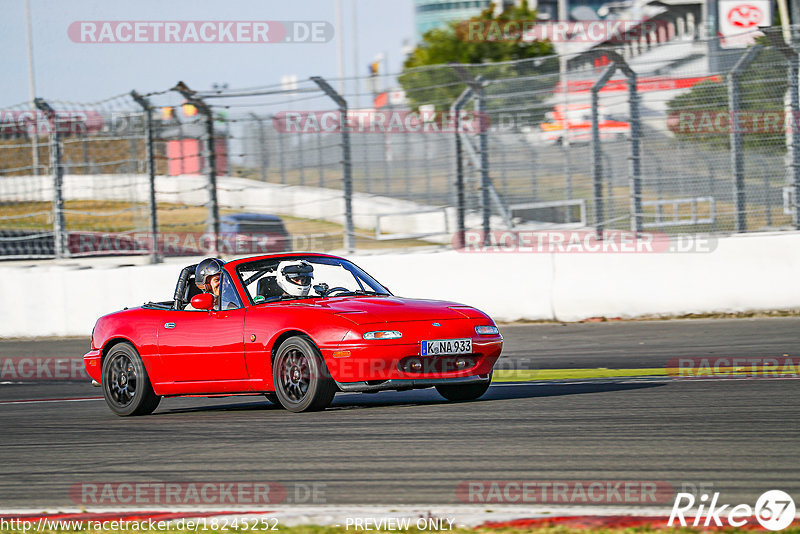 Bild #18245252 - Touristenfahrten Nürburgring Grand-Prix-Strecke (02.08.2022)