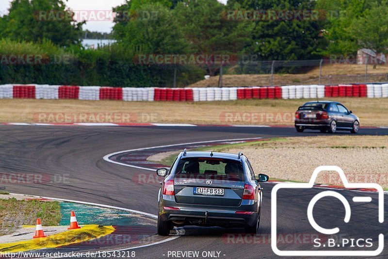 Bild #18543218 - Touristenfahrten Nürburgring Grand-Prix-Strecke (17.08.2022)