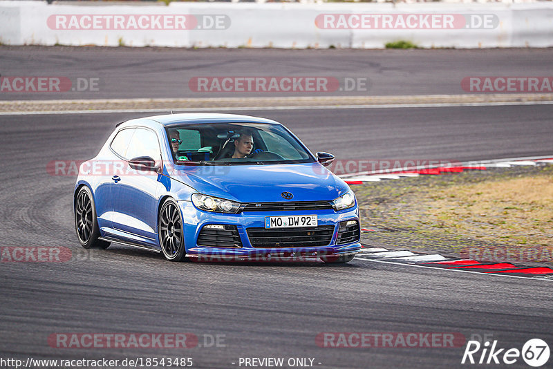 Bild #18543485 - Touristenfahrten Nürburgring Grand-Prix-Strecke (17.08.2022)