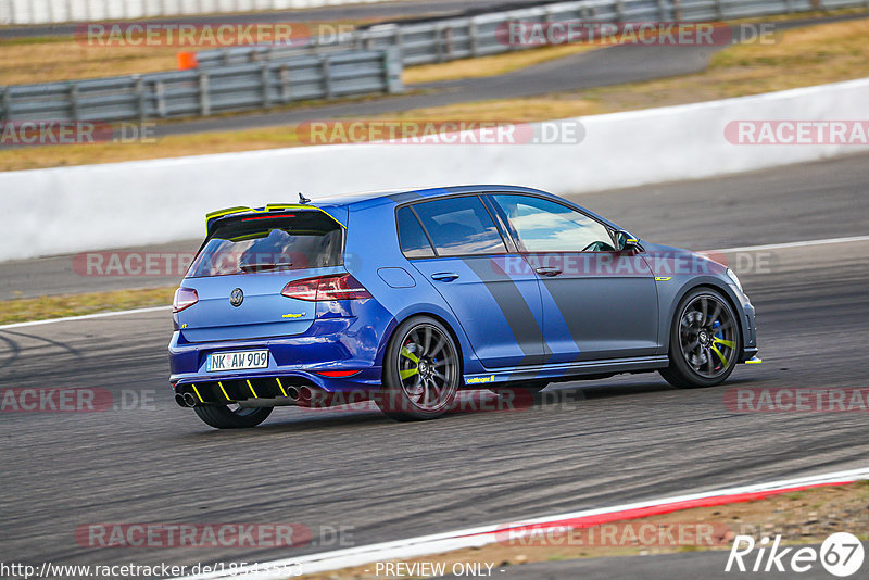 Bild #18543553 - Touristenfahrten Nürburgring Grand-Prix-Strecke (17.08.2022)