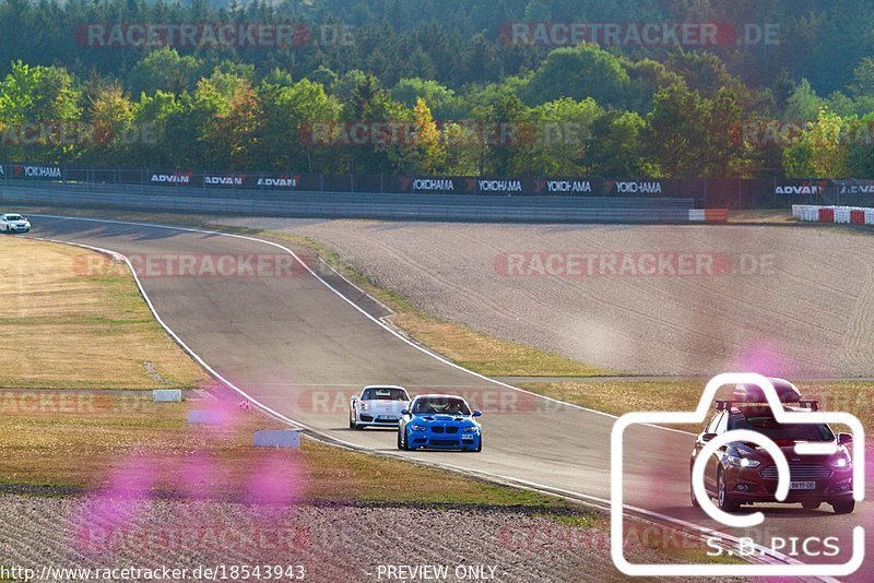 Bild #18543943 - Touristenfahrten Nürburgring Grand-Prix-Strecke (17.08.2022)