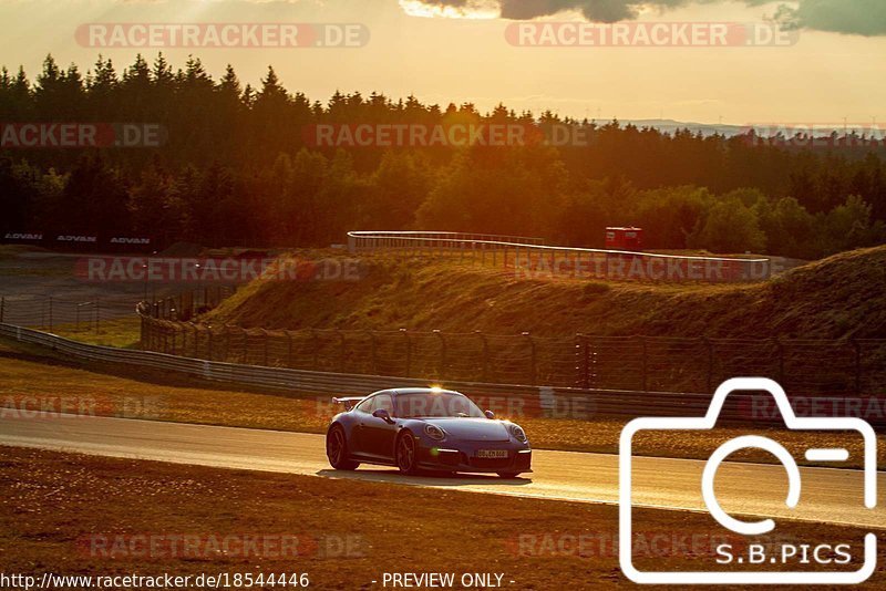 Bild #18544446 - Touristenfahrten Nürburgring Grand-Prix-Strecke (17.08.2022)