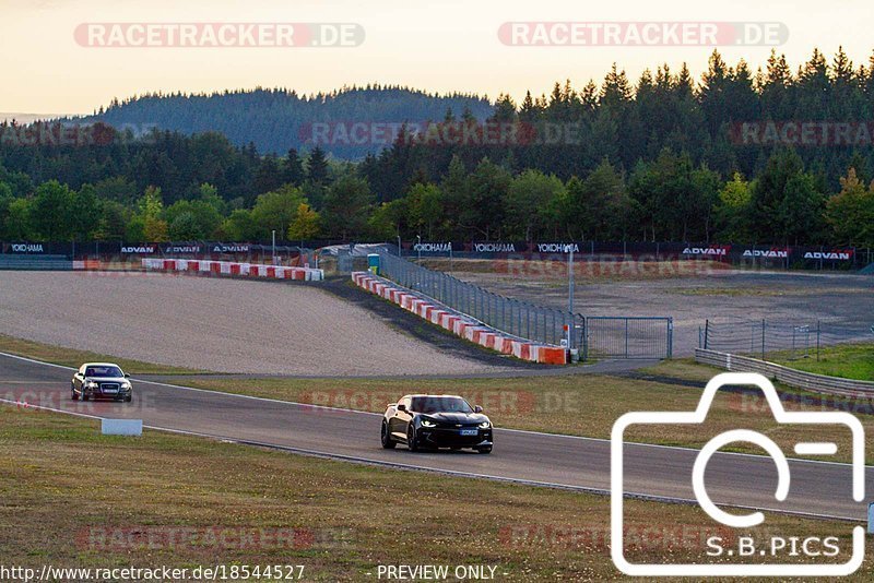 Bild #18544527 - Touristenfahrten Nürburgring Grand-Prix-Strecke (17.08.2022)