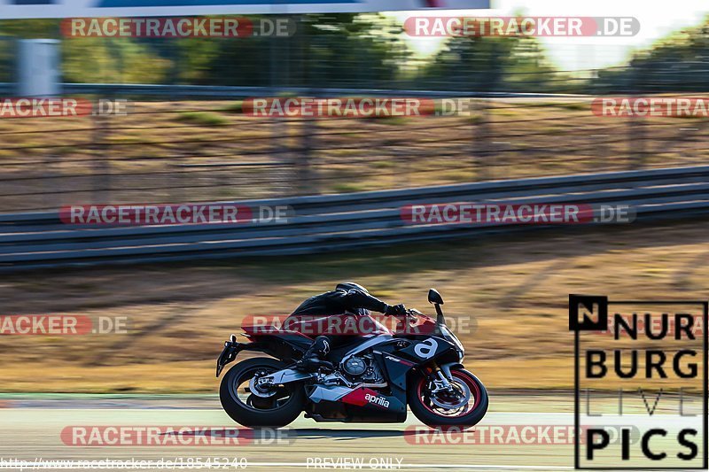 Bild #18545240 - Touristenfahrten Nürburgring Grand-Prix-Strecke (17.08.2022)