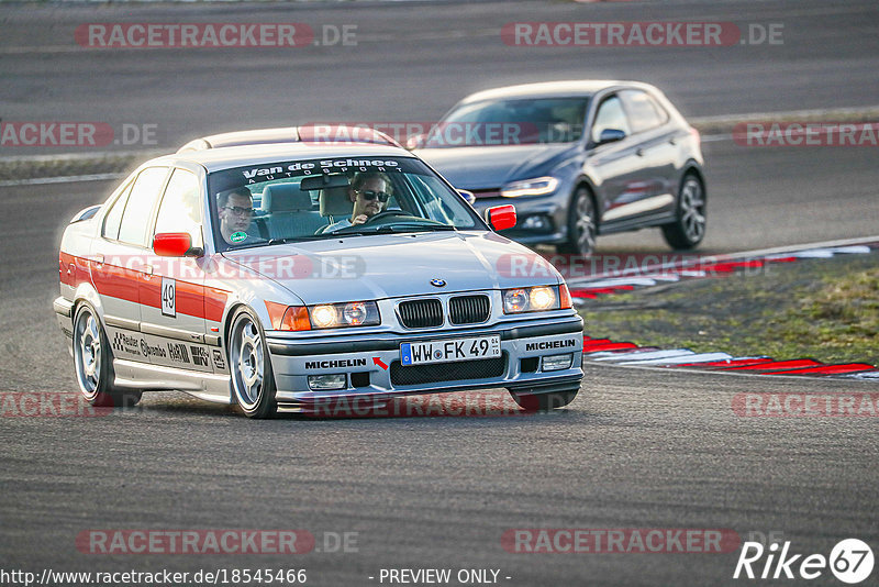 Bild #18545466 - Touristenfahrten Nürburgring Grand-Prix-Strecke (17.08.2022)