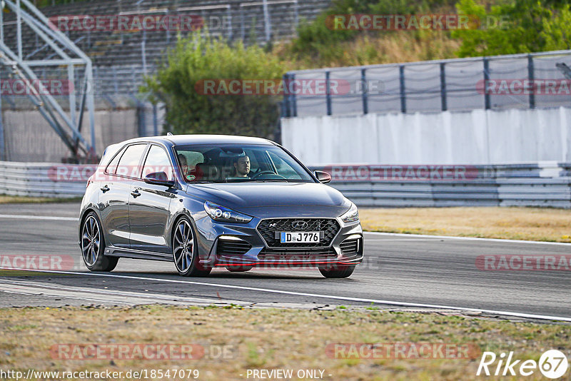 Bild #18547079 - Touristenfahrten Nürburgring Grand-Prix-Strecke (17.08.2022)