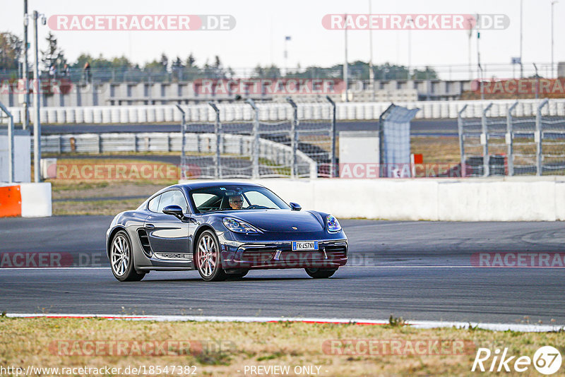 Bild #18547382 - Touristenfahrten Nürburgring Grand-Prix-Strecke (17.08.2022)