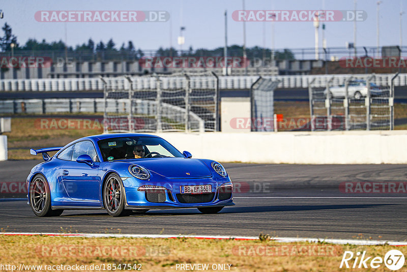 Bild #18547542 - Touristenfahrten Nürburgring Grand-Prix-Strecke (17.08.2022)