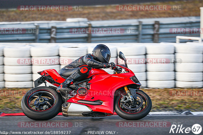 Bild #18859237 - Touristenfahrten Nürburgring Grand-Prix-Strecke (30.08.2022)