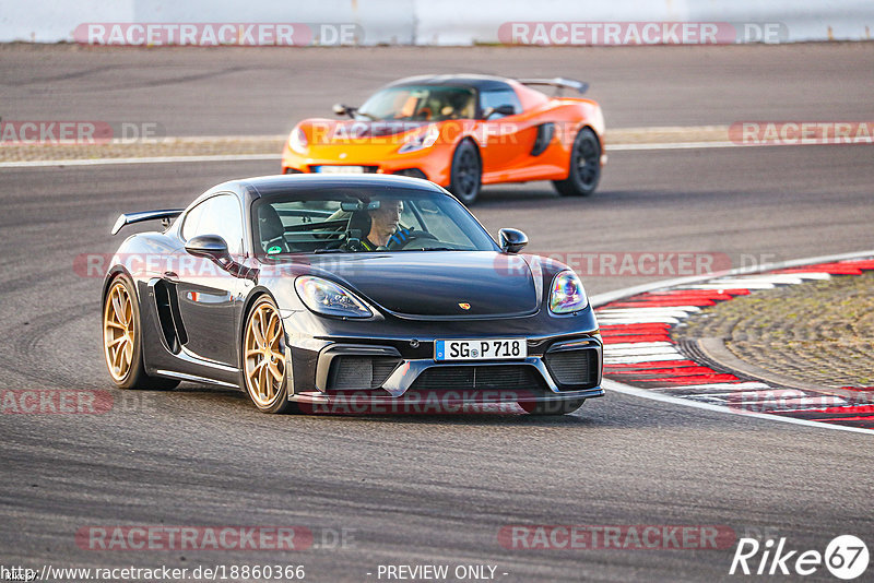 Bild #18860366 - Touristenfahrten Nürburgring Grand-Prix-Strecke (30.08.2022)