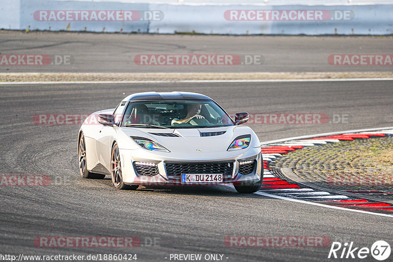 Bild #18860424 - Touristenfahrten Nürburgring Grand-Prix-Strecke (30.08.2022)